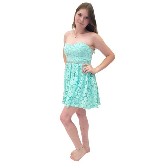 Large Strapless Turquoise Lace Cocktail Short Dress - Picture 3 of 5